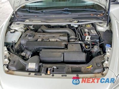 Zdjęcie 11 z 12 samochodu: 2012 VOLVO C30 T5 VIN:YV1672MK0C2285945 - miniatura