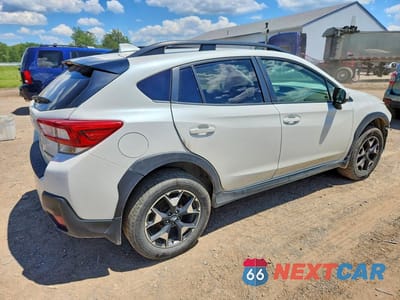 Trzecie zdjęcie samochodu z tyłu: 2019 SUBARU CROSSTREK PREMIUM VIN:JF2GTADC0KH396517 - miniatura