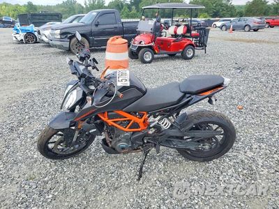 Trzecie zdjęcie samochodu z tyłu: 2023 KTM 390 DUKE VIN:MD2JPJ407PC231917 - miniatura