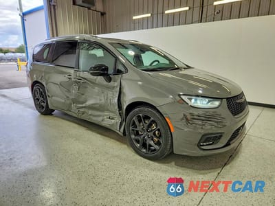 Czwarte zdjęcie samochodu z boku: 2025 CHRYSLER PACIFICA LIMITED VIN:2C4RC1GG2SR535122 - miniatura