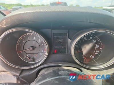 Zdjęcie 9 z 13 samochodu: 2011 JEEP GRAND CHEROKEE LAREDO VIN:1J4RR4GG5BC571616 - miniatura