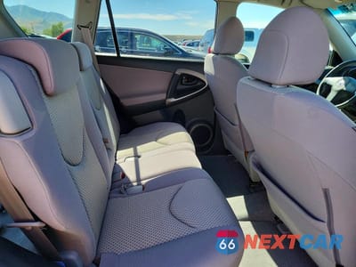 Zdjęcie 11 z 13 samochodu: 2007 TOYOTA RAV4 BASE VIN:JTMBK33V176020020 - miniatura