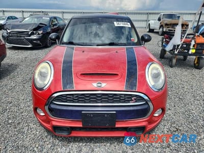 Piąte zdjęcie samochodu w środku: 2016 MINI COOPER S VIN:WMWXU3C53G2D28667 - miniatura