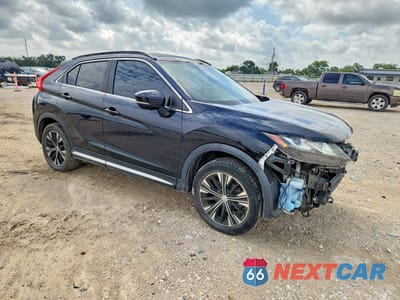 Czwarte zdjęcie samochodu z boku: 2018 MITSUBISHI ECLIPSE CROSS SE VIN:JA4AT5AA0JZ067043 - miniatura