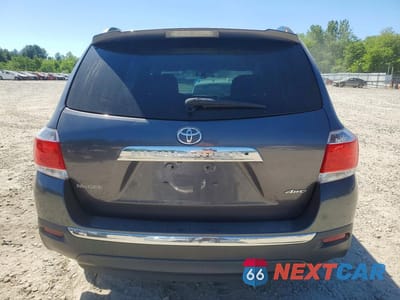 Zdjęcie 6 z 13 samochodu: 2012 TOYOTA HIGHLANDER BASE VIN:5TDBK3EH3CS170079 - miniatura