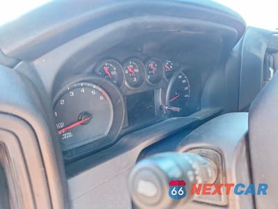 Zdjęcie 9 z 12 samochodu: 2025 CHEVROLET SILVERADO K1500 TRAIL BOSS CUSTOM VIN:3GCUKCED7SG374029 - miniatura