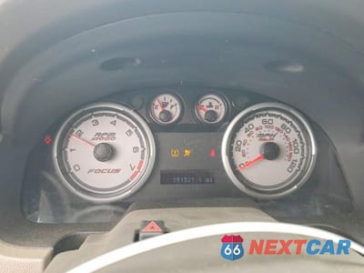 Zdjęcie 9 z 12 samochodu: 2011 FORD FOCUS SE VIN:1FAHP3FN5BW107344 - miniatura