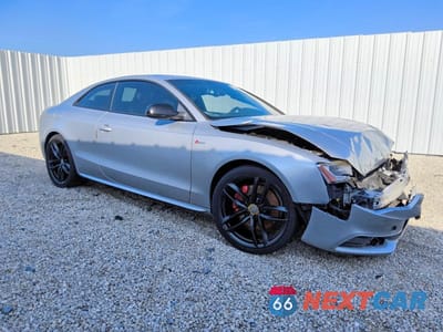 Czwarte zdjęcie samochodu z boku: 2016 AUDI S5 PREMIUM PLUS VIN:WAUC4AFR2GA022757 - miniatura
