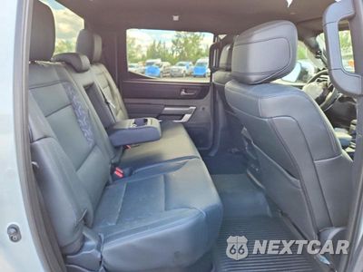 Zdjęcie 10 z 13 samochodu: 2025 TOYOTA TUNDRA CREWMAX SR5 VIN:5TFLA5EC9SX041781 - miniatura