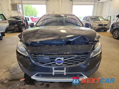 Piąte zdjęcie samochodu w środku: 2018 VOLVO V60 CROSS COUNTRY PREMIER VIN:YV440MWK3J2056440 - miniatura