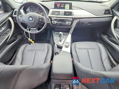 Zdjęcie 8 z 12 samochodu: 2018 BMW 320 XI VIN:WBA8E5G54JNU47953 - miniatura