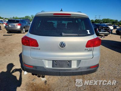 Zdjęcie 6 z 12 samochodu: 2012 VOLKSWAGEN TIGUAN S VIN:WVGBV7AXXCW539771 - miniatura