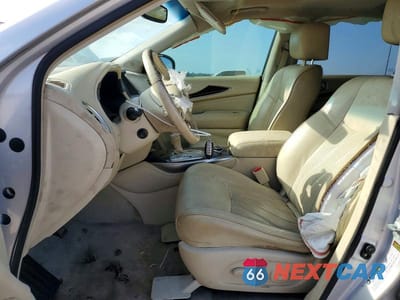 Zdjęcie 7 z 13 samochodu: 2013 INFINITI JX35 BASE VIN:5N1AL0MN5DC316222 - miniatura