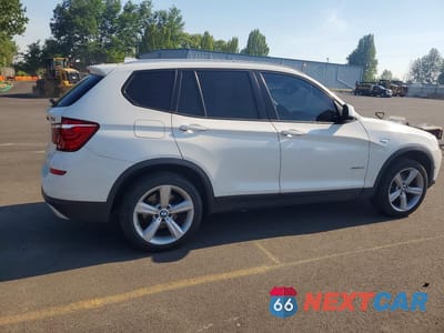 Trzecie zdjęcie samochodu z tyłu: 2017 BMW X3 XDRIVE28I VIN:5UXWX9C56H0T08446 - miniatura