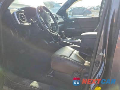 Zdjęcie 7 z 12 samochodu: 2016 TOYOTA TACOMA LIMITED VIN:5TFEZ5CN2GX017593 - miniatura