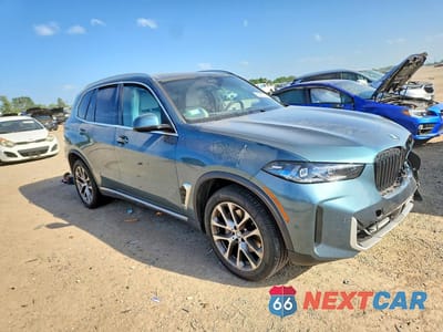 Czwarte zdjęcie samochodu z boku: 2024 BMW X5 XDRIVE40I VIN:5UX23EU0XR9V47890 - miniatura