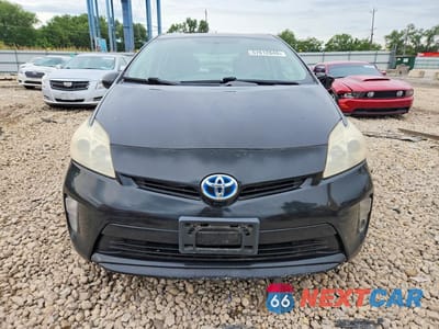 Piąte zdjęcie samochodu w środku: 2013 TOYOTA PRIUS TWO VIN:JTDKN3DU9D1683745 - miniatura