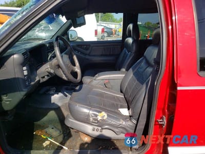 Zdjęcie 7 z 13 samochodu: 1996 CHEVROLET BLAZER VIN:1GNDT13W2T2247048 - miniatura