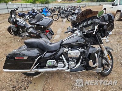 2017 HARLEY-DAVIDSON FLHTK ULTRA LIMITED 1HD1KED11HB611426 - główne zdjęcie licytacji z USA - miniatura