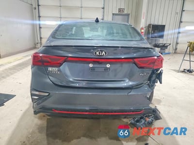 Zdjęcie 6 z 13 samochodu: 2021 KIA FORTE GT LINE VIN:3KPF34AD2ME279006 - miniatura