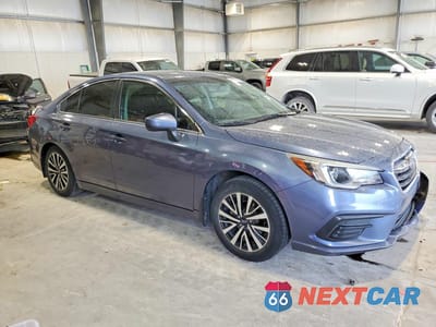 Czwarte zdjęcie samochodu z boku: 2018 SUBARU LEGACY 2.5I PREMIUM VIN:4S3BNAC68J3012154 - miniatura