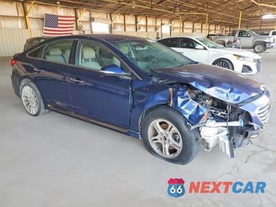 Czwarte zdjęcie samochodu z boku: 2016 HYUNDAI SONATA SPORT VIN:5NPE34AF9GH395008 - miniatura