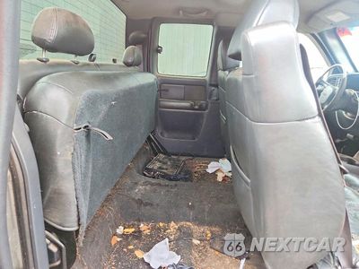 Zdjęcie 10 z 12 samochodu: 2001 GMC NEW SIERRA K1500 VIN:2GTEK19T211209426 - miniatura