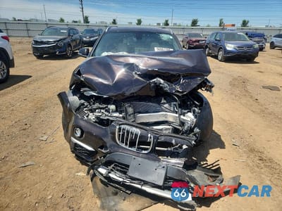 Piąte zdjęcie samochodu w środku: 2016 BMW X1 XDRIVE28I VIN:WBXHT3C3XGP885488 - miniatura
