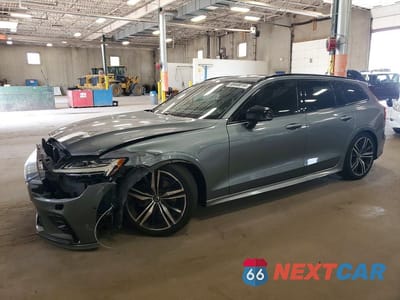 2020 VOLVO V60 T5 R-DESIGN YV1102EM9L2370510 - główne zdjęcie licytacji z USA - miniatura