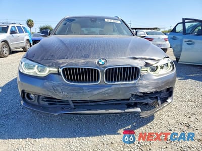 Piąte zdjęcie samochodu w środku: 2019 BMW 330XI VIN:WBA8K3C52KA484009 - miniatura