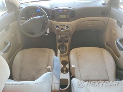 Zdjęcie 8 z 12 samochodu: 2011 HYUNDAI ACCENT GLS VIN:KMHCN4AC5BU621031 - miniatura