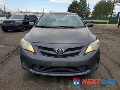 Piąte zdjęcie samochodu w środku: 2011 TOYOTA COROLLA LE VIN:2T1BU4EEXBC601370 - miniatura