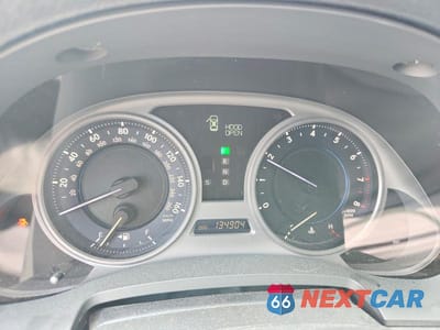 Zdjęcie 9 z 12 samochodu: 2008 LEXUS IS 250 VIN:JTHBK262485072310 - miniatura