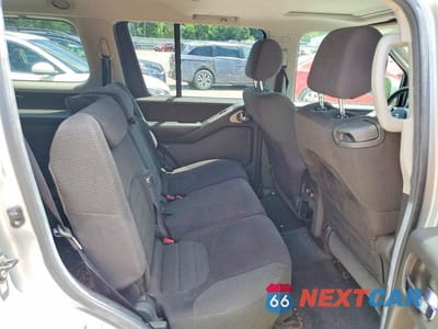 Zdjęcie 11 z 13 samochodu: 2005 NISSAN PATHFINDER XE VIN:5N1AR18W95C750636 - miniatura