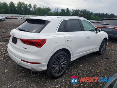 Trzecie zdjęcie samochodu z tyłu: 2022 AUDI Q3 PREMIUM 40 VIN:WA1AUCF39N1011117 - miniatura