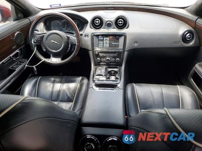 Zdjęcie 8 z 12 samochodu: 2015 JAGUAR XJL PORTFOLIO VIN:SAJWA2GZ8F8V86059 - miniatura