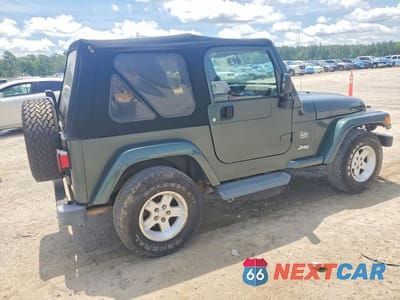 Trzecie zdjęcie samochodu z tyłu: 2004 JEEP WRANGLER / TJ SAHARA VIN:1J4FA59S64P768436 - miniatura