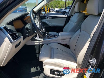 Zdjęcie 7 z 12 samochodu: 2020 BMW X7 XDRIVE40I VIN:5UXCW2C01L9B59193 - miniatura