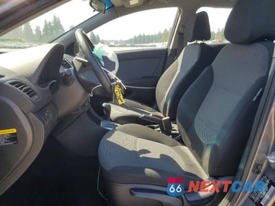 Zdjęcie 7 z 13 samochodu: 2014 HYUNDAI ACCENT GS VIN:KMHCT5AE3EU168366 - miniatura