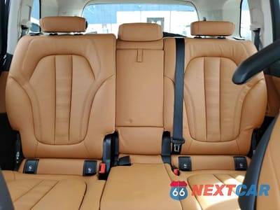 Zdjęcie 10 z 13 samochodu: 2022 BMW X7 XDRIVE40I VIN:5UXCW2C0XN9K89411 - miniatura