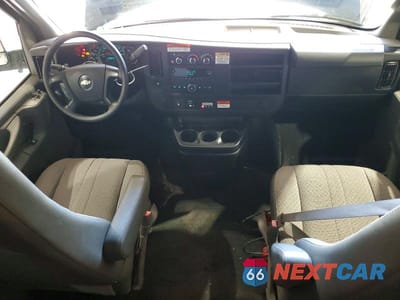 Zdjęcie 8 z 13 samochodu: 2013 CHEVROLET EXPRESS G3500 LT VIN:1GBZG1FA2D1157252 - miniatura