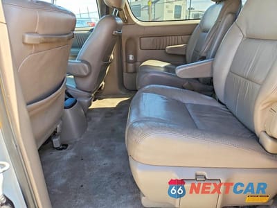 Zdjęcie 10 z 12 samochodu: 2001 TOYOTA SIENNA XLE VIN:4T3ZF13C11U401734 - miniatura