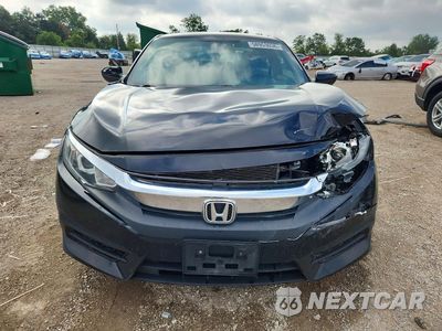 Piąte zdjęcie samochodu w środku: 2018 HONDA CIVIC LX VIN:2HGFC4B52JH305564 - miniatura