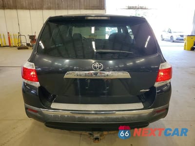 Zdjęcie 6 z 13 samochodu: 2013 TOYOTA HIGHLANDER BASE VIN:5TDBK3EH6DS203562 - miniatura