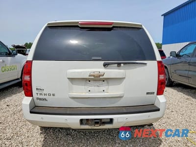 Zdjęcie 6 z 13 samochodu: 2008 CHEVROLET TAHOE K1500 VIN:1GNFK13058J182734 - miniatura