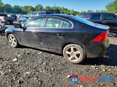 Drugie zdjęcie samochodu z przodu: 2013 VOLVO S60 T5 VIN:YV1612FH3D2209267 - miniatura