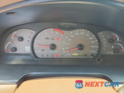 Zdjęcie 9 z 13 samochodu: 2001 TOYOTA SEQUOIA LIMITED VIN:5TDBT48A01S023846 - miniatura
