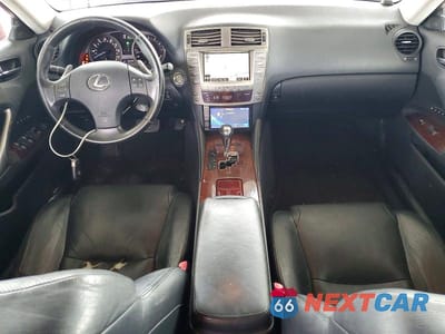 Zdjęcie 8 z 12 samochodu: 2006 LEXUS IS 350 VIN:JTHBE262265000512 - miniatura