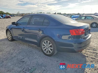 Drugie zdjęcie samochodu z przodu: 2014 VOLKSWAGEN JETTA TDI VIN:3VW3L7AJ4EM330259 - miniatura