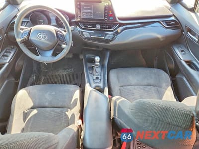 Zdjęcie 8 z 12 samochodu: 2019 TOYOTA C-HR VIN:NMTKHMBX2KR090673 - miniatura
